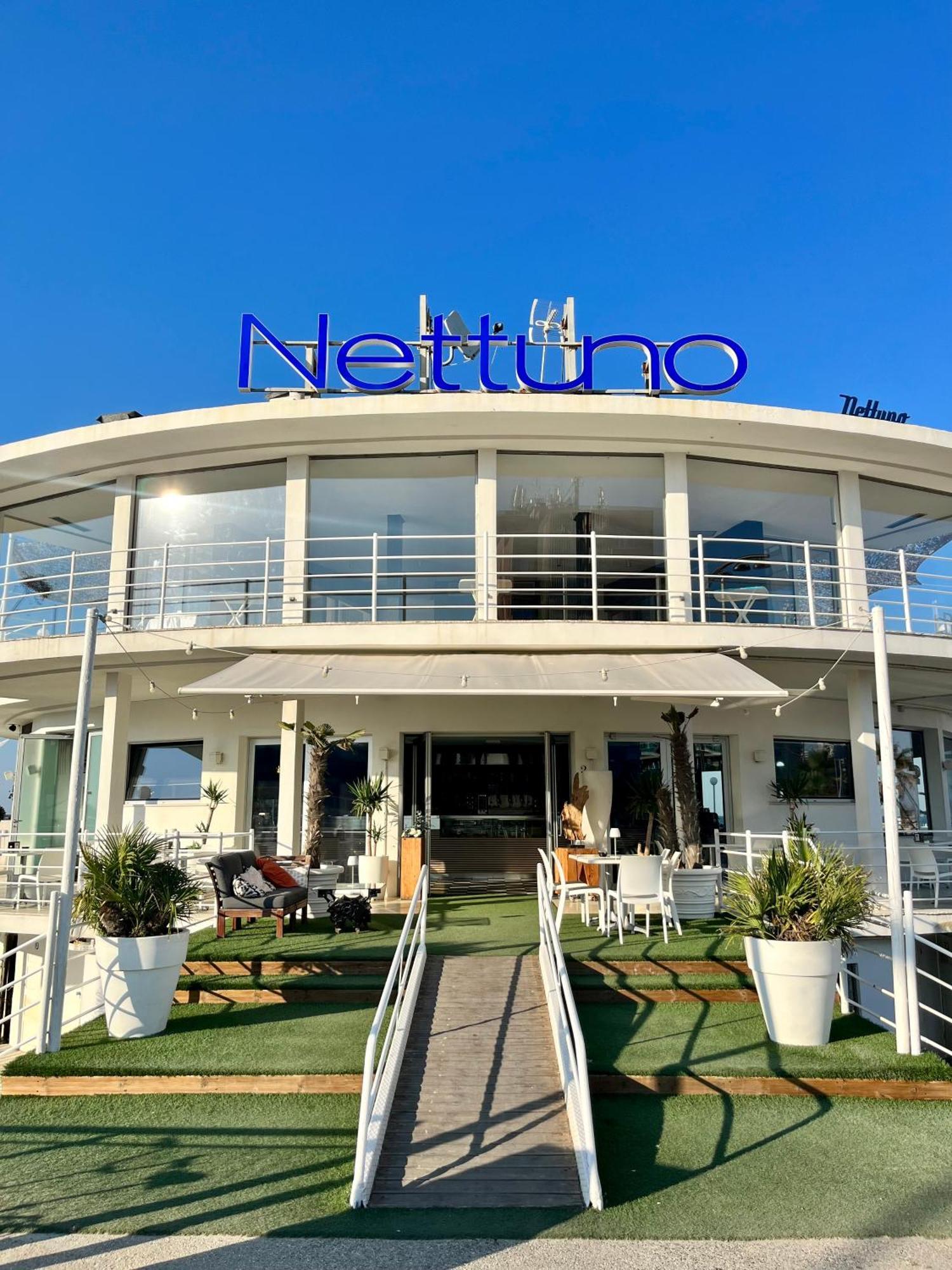 Hotel Columbia Frontemare Rimini Exteriér fotografie